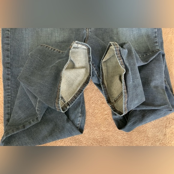 LEE, SINFULLY SOFT LO- RISE JEANS. - Picture 10 of 11